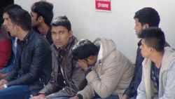 Kaçak Pakistanlılar lüks villada yakalandı
