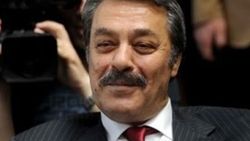 Kadir İnanır ekranlara geri döneceğini açıkladı