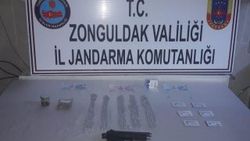 Okul müdürü uyuşturucuyla yakalandı