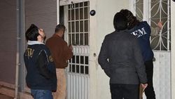 Gülen'in yeğenine operasyon
