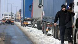 Kapıkule'de 23 kilometrelik TIR kuyruğu