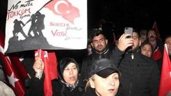 Gurbetçi Türklerden hain saldırıya protesto