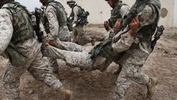 Afganistan'da Amerikan askeri konvoyuna saldırı