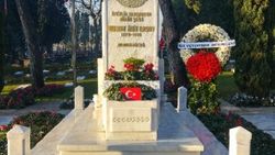 Mehmet Akif Ersoy kabri başında anıldı