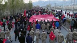 Azizye Tabyaları'na yürüler