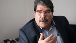 Salih Müslim için kırmızı bülten