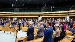 Hollanda'da hükümeti kurma görevi Willink'e verildi