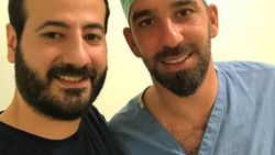 Arda Turan baba olmanın mutluluğunu yaşıyor