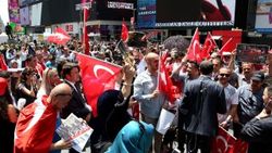 Times Meydanı'nda 15 Temmuz anması