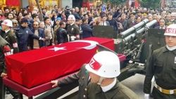 Şehit Teğmen son yolculuğuna uğurlandı