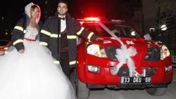 İtfaiye aracını gelin arabası yaptı