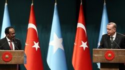 Erdoğan Somalili mevkidaşıyla toplantı düzenledi