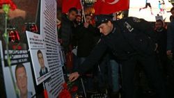 New York'ta şehitleri anma töreni