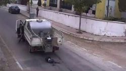 7 yaşındaki çocuk kamyonetin altında kaldı