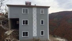 Şehit ailesine yeni ev