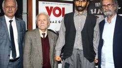 Ünlü oyuncu kazandığı ödülleri bağışladı
