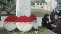 Bülent Ecevit mezarı başında anıldı