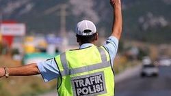 EGM: Ehliyetsiz sürücüye 199 TL ceza