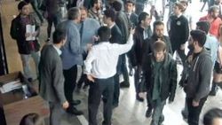 Otopark görevlisine kızdı silahına sarıldı