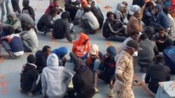 Afrikalı göçmenlerin Libya'da satıldığı iddiası