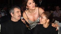 Aşkın Nur Yengi aşıkları coşturdu