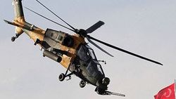 ATAK helikopteri Polonya'da ilk uçuş gösterisini yaptı