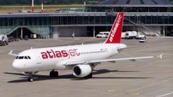 Atlasjet uçağında kalp krizi alarmı