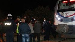 Aydın'da tren altında kalan iki genç hayatını kaybetti