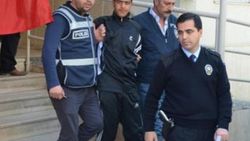 Aydın'da 3 polisi bıçakla yaralayan şüpheli serbest