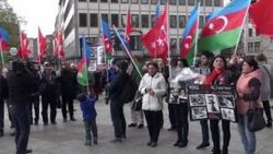 Azeriler Köln'de Ermenistan'ı protesto etti