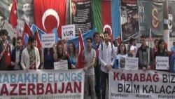 İstanbul'daki Azeriler Beyoğlu'nda şehitlerini andı