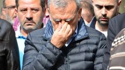 Aziz Kocaoğlu annesini kaybetti