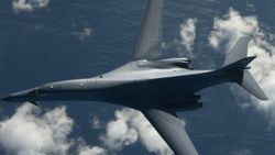ABD’den Kuzey Kore’ye bombardıman uçaklarıyla yanıt
