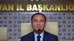 Bozdağ: Araç yakmak samimiyetsizliktir