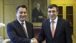 Ali Babacan görevini devretti