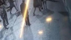 Bağcılar'da 4 kişi kadına sopalarla saldırdı