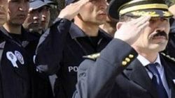 Emniyet müdüründen FETÖ'cü polislere çağrı