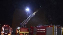 Balıkesir’de AVM'de yangın