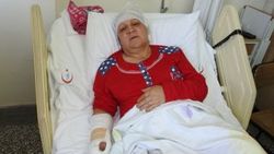 Tartıştığı eşini baltayla yaraladı