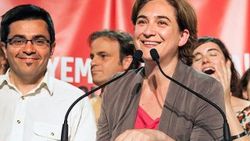 Barcelona'da Ada Colau belediye başkanı seçildi