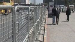 Taksim Meydanı demir barikatlarla kapatılıyor