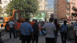 Batman'da çöpler polis eşliğinde toplandı