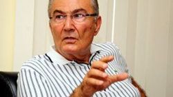 Baykal: Siyasetten çekilmem için komplolar tertipliyorlar