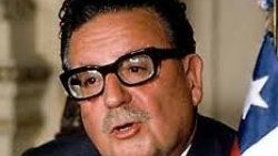 Salvador Allende Gossens kimdir