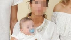Bebekleri bağımlı doğan çift yardım bekliyor