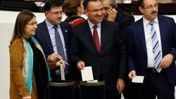 Bekir Bozdağ: Kabine girmeden gizli oy kullanabilirim