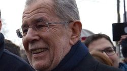 Avusturya’nın yeni Cumhurbaşkanı Bellen görevini devraldı
