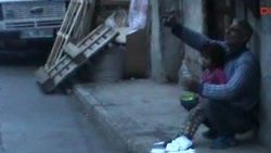 Kendisi ve kızını benzinle yakmak istedi