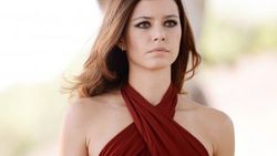 Beren Saat Cansu Kaya'nın öldürülmesine isyan etti