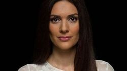 Bergüzar Korel: Neyleyim ben senin insanlığını